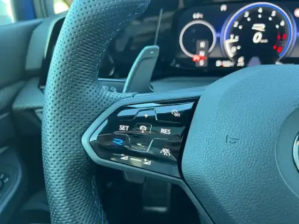 Photo 95 Volkswagen Golf  2.0 TSI 320 DSG7