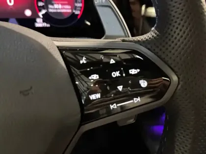 Photo 17 Volkswagen Golf  2.0 TSI 320 DSG7