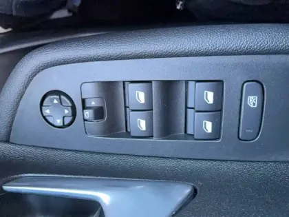 Photo 49 Opel Mokka  1.2 Turbo Hybrid 136 ch e-DCT6