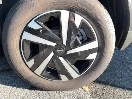 Photo 8 Opel Mokka  1.2 Turbo Hybrid 136 ch e-DCT6