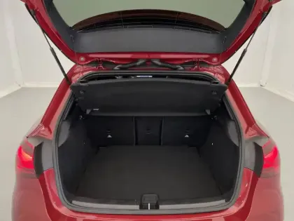 Photo 13 Mercedes Classe A  200 d 8G-DCT