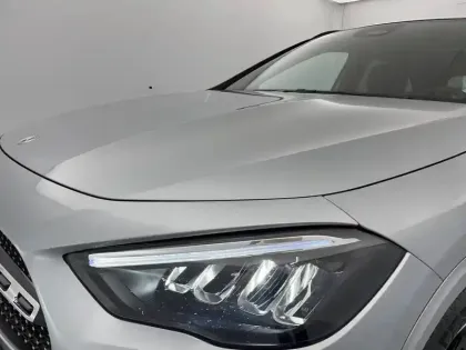 Photo 70 Mercedes GLA  250 e 8G-DCT