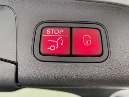 Photo 63 Mercedes GLA  250 e 8G-DCT