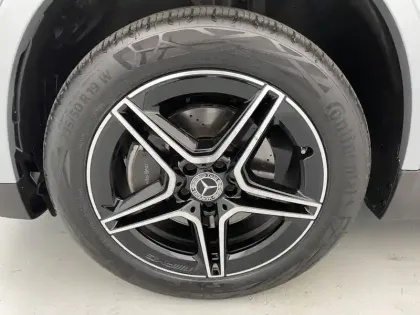 Photo 54 Mercedes GLA  250 e 8G-DCT