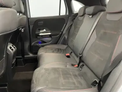 Photo 51 Mercedes GLA  250 e 8G-DCT