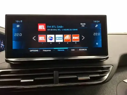 Photo 20 Peugeot 3008  PureTech 130ch S&S EAT8