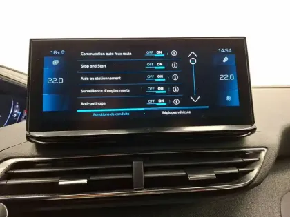 Photo 23 Peugeot 3008  PureTech 130ch S&S EAT8