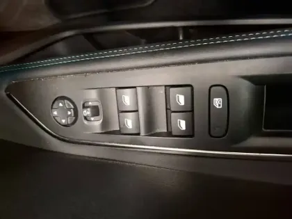 Photo 19 Peugeot 3008  PureTech 130ch S&S EAT8