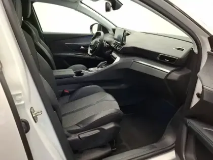 Photo 32 Peugeot 3008  PureTech 130ch S&S EAT8