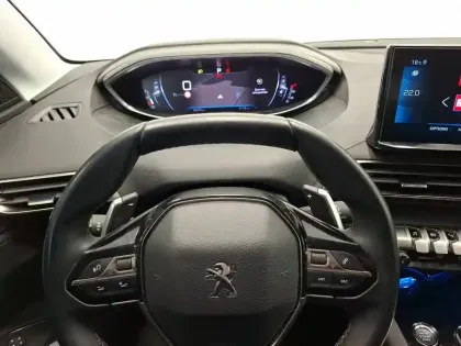 Photo 15 Peugeot 3008  PureTech 130ch S&S EAT8