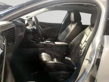 Photo 8 DS DS 4  Hybride E-Tense 225 EAT8