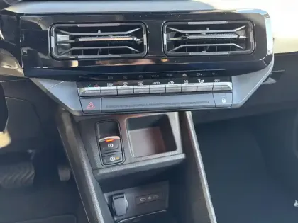 Photo 26 Nissan Micra Electrique 52kWh 150ch