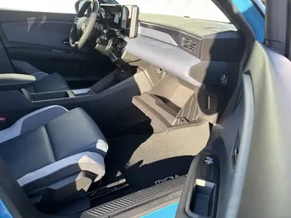 Photo 33 Nissan Micra Electrique 52kWh 150ch