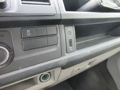 Photo 10 Volkswagen Transporter  6.1 VAN L1H1 2.0 TDI 150 BVM6 4MOTION