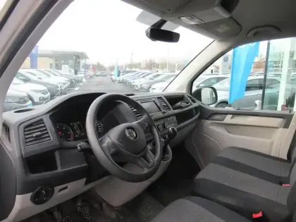 Photo 11 Volkswagen Transporter  6.1 VAN L1H1 2.0 TDI 150 BVM6 4MOTION