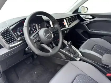 Photo 36 Audi A1  Sportback 30 TFSI 116 ch S tronic 7