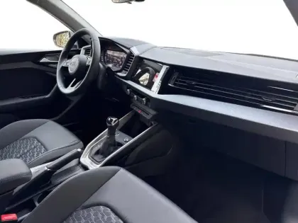 Photo 8 Audi A1  Sportback 30 TFSI 116 ch S tronic 7