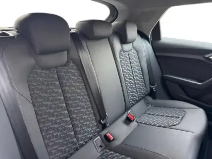 Photo 9 Audi A1  Sportback 30 TFSI 116 ch S tronic 7