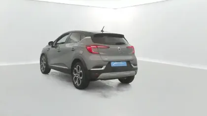 Photo 65 Renault Captur  E-Tech Plug-in 160