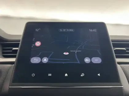 Photo 82 Renault Captur  E-Tech Plug-in 160