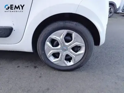 Photo 10 Renault Twingo  III Achat Intégral - 21