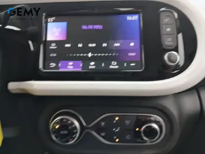 Photo 55 Renault Twingo  III Achat Intégral - 21