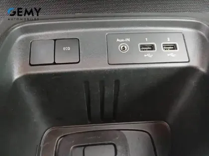 Photo 15 Renault Twingo  III Achat Intégral - 21