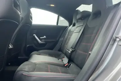 Photo 10 Mercedes CLA  Coupé 250 e Hybrid EQ 8G-DCT