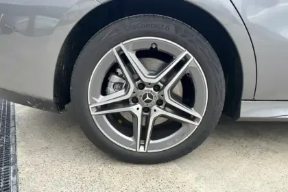 Photo 13 Mercedes CLA  Coupé 250 e Hybrid EQ 8G-DCT