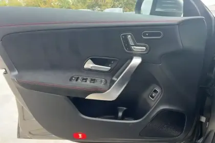 Photo 20 Mercedes CLA  Coupé 250 e Hybrid EQ 8G-DCT