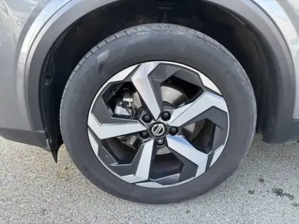 Photo 8 Nissan Qashqai  Mild Hybrid 140 ch