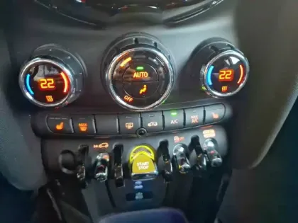 Photo 16 Mini Mini Hatch 3 Portes Cooper SE 184 ch