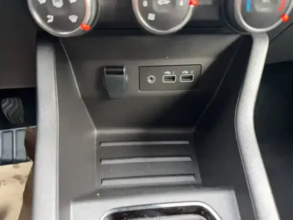 Photo 31 Renault Clio  Blue dCi 100 ch GSR2