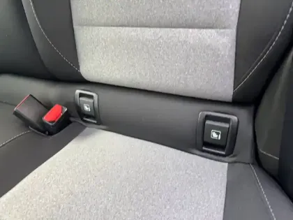 Photo 11 Renault Clio  Blue dCi 100 ch GSR2