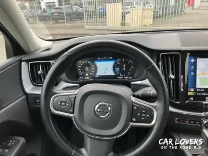 Photo 10 Volvo Xc60  D4 190 ch AdBlue Geatronic 8