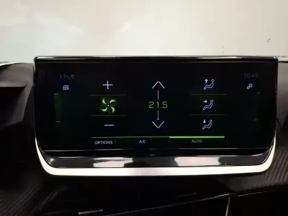 Photo 24 Peugeot 2008  PureTech 130 S&S EAT8