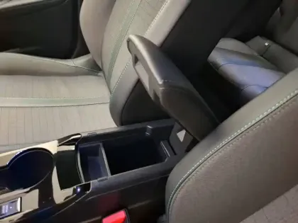 Photo 31 Peugeot 2008  PureTech 130 S&S EAT8