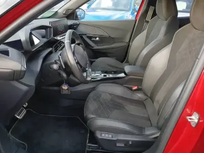 Photo 8 Peugeot 2008  PureTech 130 S&S EAT8