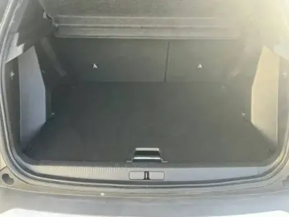 Photo 37 Peugeot 2008  PureTech 130 S&S EAT8