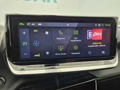 Photo 17 Peugeot 2008  BlueHDi 130 S&S EAT8