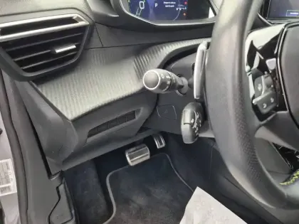 Photo 22 Peugeot 2008  BlueHDi 130 S&S EAT8