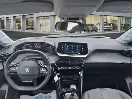 Photo 7 Peugeot 208  PureTech 100 S&S BVM6