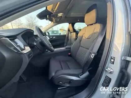 Photo 9 Volvo Xc60  T6 AWD Hybride rechargeable 253 ch+145 ch Geartronic 8