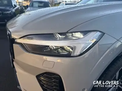 Photo 27 Volvo Xc60  T6 AWD Hybride rechargeable 253 ch+145 ch Geartronic 8