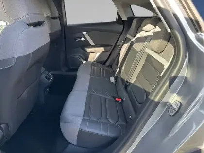 Photo 11 Citroën C4  PureTech 130 S&S EAT8