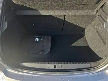 Photo 5 Peugeot 208  Electrique 50 kWh 136ch