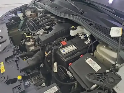 Photo 14 Peugeot 208  PureTech 75 S&S BVM5