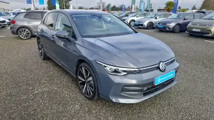 Photo 6 Volkswagen Golf  1.5 eHybrid 204 DSG6
