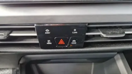 Photo 17 Volkswagen Golf  1.5 eHybrid 204 DSG6
