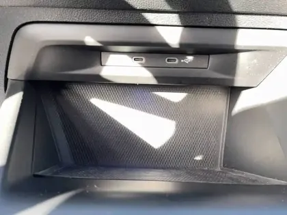 Photo 22 Volkswagen Golf  2.0 TDI SCR 116 DSG7